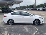 Used 2019 Hyundai Accent SE image 2