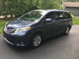 Used 2015 Toyota Sienna XLE image 3