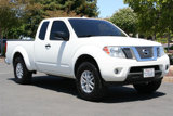 Used 2014 Nissan Frontier SV image 2