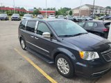 Used 2014 Chrysler Town & Country Limited w/ Luxury Group image 3