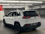 Used 2018 Jeep Cherokee Latitude w/ Altitude Package image 4