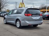 Certified 2020 Chrysler Pacifica Limited image 3