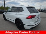 Used 2022 Volkswagen Tiguan SE R-Line image 3
