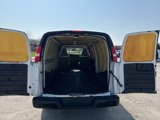 Used 2018 Chevrolet Express 3500 Extended image 4