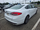 Used 2017 Ford Fusion SE w/ Fusion SE Technology Package image 3