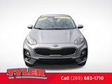Used 2020 Kia Sportage LX w/ LX Popular Package image 2