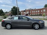 Used 2015 Ford Fusion SE image 2