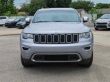 Used 2020 Jeep Grand Cherokee Limited w/ Luxury Group II image 2