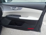 Used 2022 Kia Forte LXS image 6