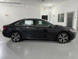 Used 2022 Volkswagen Passat 2.0T SE image 3