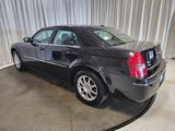 Used 2009 Chrysler 300 Touring image 2