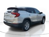 Used 2021 GMC Terrain SLE image 4