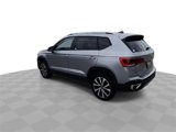 Used 2024 Volkswagen Taos SE image 6