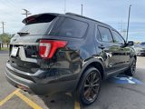 Used 2017 Ford Explorer XLT w/ Equipment Group 202A image 5