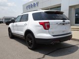 Used 2018 Ford Explorer XLT image 4