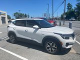 Used 2022 Kia Seltos EX image 2
