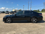Used 2019 Toyota Camry SE image 5
