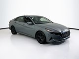 Used 2022 Hyundai Elantra SEL image 3