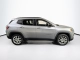 Used 2022 Jeep Compass Latitude image 4