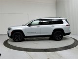 Used 2023 Jeep Grand Cherokee L Laredo image 5