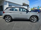 Used 2022 Hyundai Venue Limited image 3