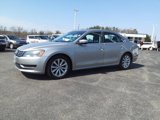 Used 2012 Volkswagen Passat 2.5 SEL image 2