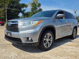 Used 2014 Toyota Highlander LE image 2
