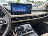 Used 2022 Lincoln Nautilus AWD image 5