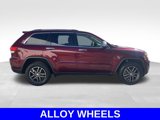 Used 2017 Jeep Grand Cherokee Limited image 3