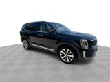 Used 2022 Kia Telluride S image 2