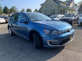Used 2015 Volkswagen e-Golf SEL Premium image 3