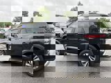 Used 2022 Nissan Pathfinder SL image 5