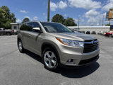 Used 2016 Toyota Highlander Limited image 2