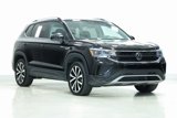 Certified 2024 Volkswagen Taos SE image 3