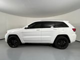 Used 2019 Jeep Grand Cherokee Altitude image 4