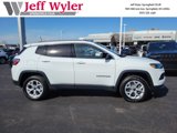 New 2025 Jeep Compass Latitude image 3