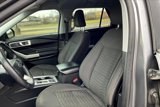 Used 2021 Ford Explorer XLT image 5