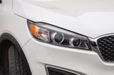 Used 2017 Kia Sorento AWD image 2