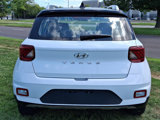 Certified 2022 Hyundai Venue Limited image 5