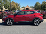 Used 2019 Nissan Kicks SR image 2