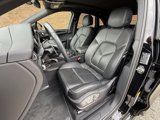 Used 2024 Porsche Macan image 5