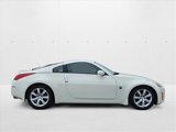 Used 2005 Nissan 350Z Touring w/ (K96) Aerodynamics Pkg image 4
