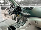 Used 2010 Toyota Highlander 2WD image 5