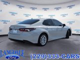 Used 2024 Toyota Camry LE image 4