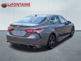 Used 2019 Toyota Camry SE w/ Carpet Mat Package image 5