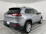 Used 2017 Jeep Cherokee Latitude w/ Comfort/Convenience Group image 6