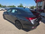 Used 2021 Hyundai Elantra SEL image 5