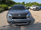 Used 2022 Mitsubishi Outlander SE image 2