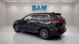 Used 2018 Nissan Rogue SV image 5