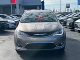 Used 2017 Chrysler Pacifica Limited image 2